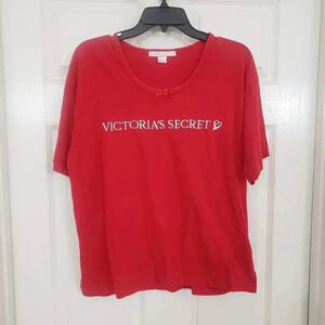 👕 Victoria's Secret Red Pajama Top